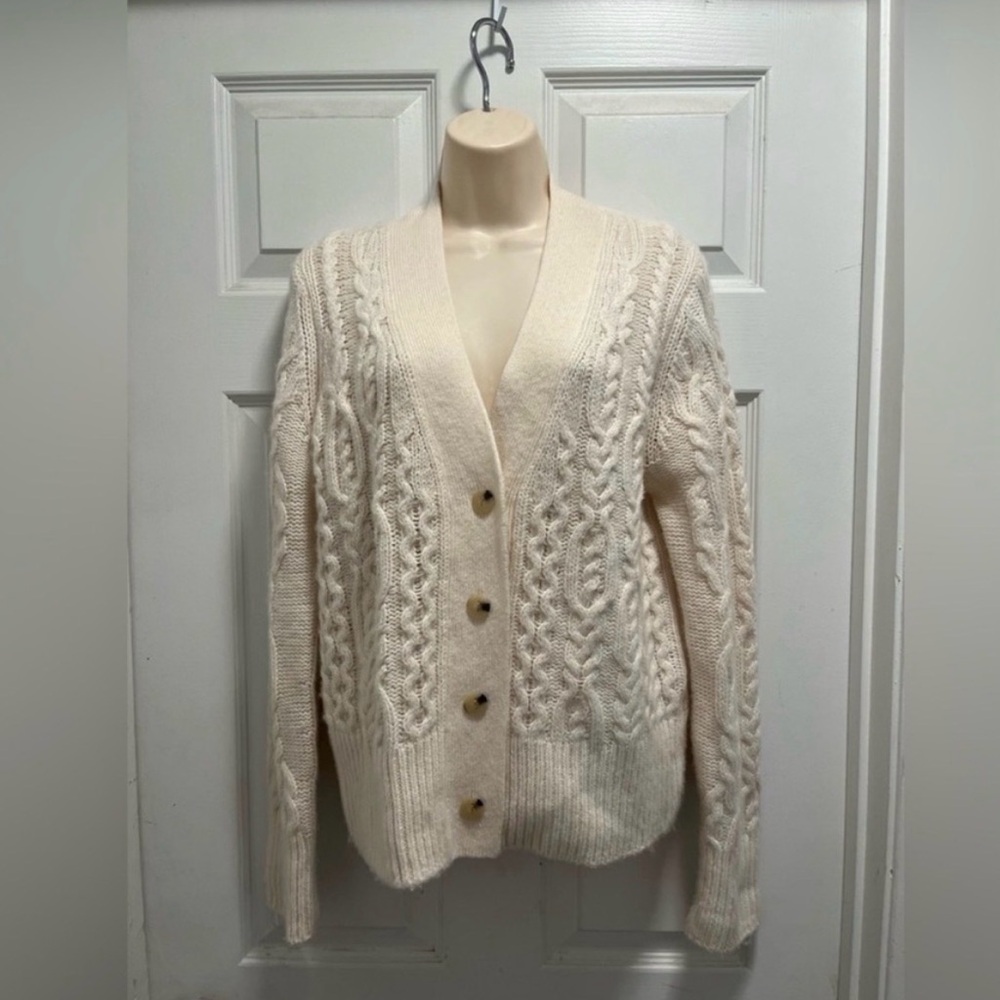Vince Women's Off White
Braided Cable Cardigan Wool Cashmere Sweater-Large- EUC